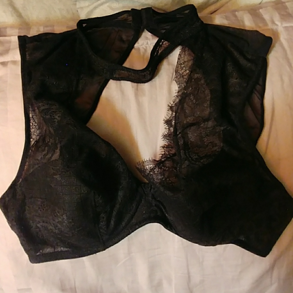 Victoria's secret plunge choker neck newsletter